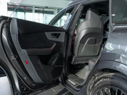 Audi Q8 55 TFSI Quattro 2026 года за 64 750 000 тг. в Алматы – фото 33