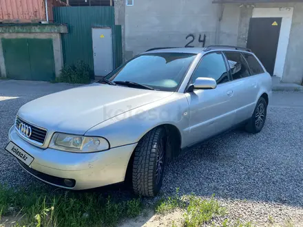 Audi A4 2001 года за 2 700 000 тг. в Алматы – фото 3