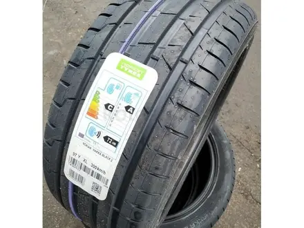 Nokian Tyres Hakka Black 2 255/40 R19 за 73 000 тг. в Алматы