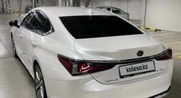 Lexus ES 250 2020 года за 21 500 000 тг. в Алматы – фото 4