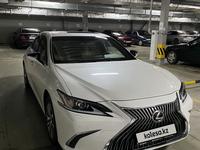 Lexus ES 250 2020 годаүшін22 000 000 тг. в Алматы
