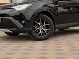 Toyota RAV4 2018 года за 10 000 000 тг. в Шымкент – фото 3