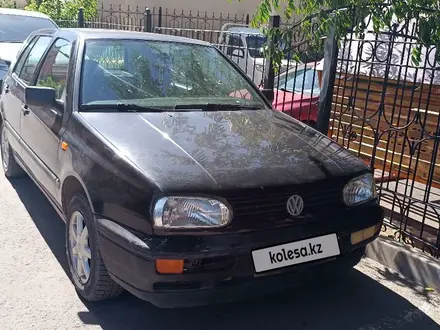Volkswagen Golf 1995 года за 1 500 000 тг. в Астана