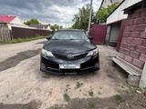 Toyota Camry 2014 года за 9 000 000 тг. в Караганда – фото 2