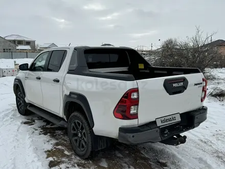 Toyota Hilux 2021 года за 22 000 000 тг. в Актобе – фото 3