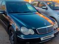 Mercedes-Benz C 200 2001 года за 3 000 000 тг. в Лисаковск – фото 2