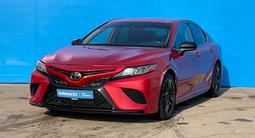 Toyota Camry 2019 года за 12 750 000 тг. в Алматы