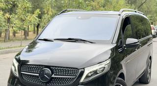 Mercedes-Benz V 250 2017 года за 28 000 000 тг. в Алматы