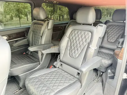 Mercedes-Benz V 250 2017 года за 28 000 000 тг. в Алматы – фото 13