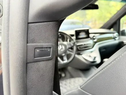 Mercedes-Benz V 250 2017 года за 28 000 000 тг. в Алматы – фото 22