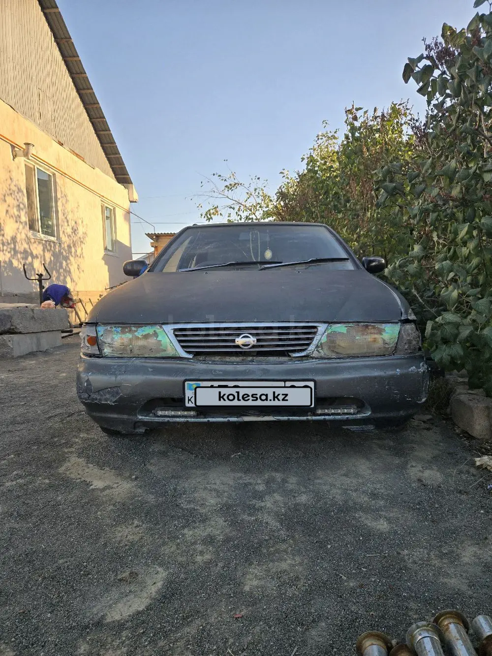 Nissan Sunny, 1995