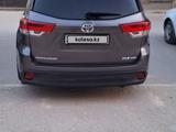 Toyota Highlander 2017 года за 17 500 000 тг. в Актау – фото 4