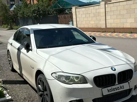 BMW M5 2013 года за 11 500 000 тг. в Караганда – фото 10