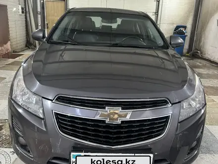 Chevrolet Cruze 2013 года за 3 300 000 тг. в Астана – фото 9