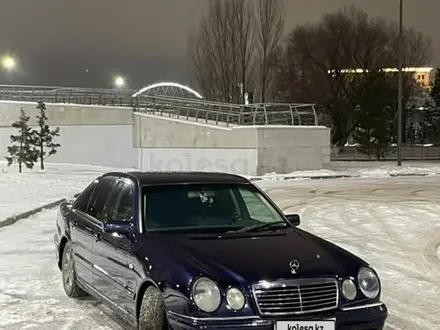 Mercedes-Benz E 280 1998 года за 2 600 000 тг. в Астана