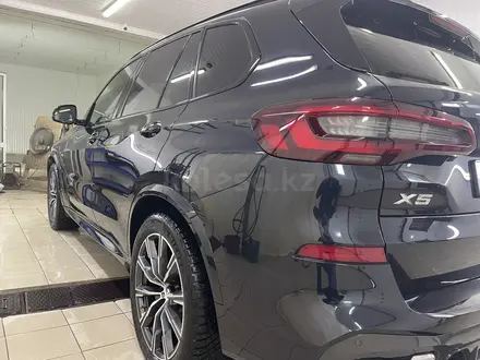 BMW X5 2020 года за 35 999 999 тг. в Костанай – фото 20