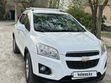 Chevrolet Tracker 2014 годаүшін5 500 000 тг. в Сатпаев – фото 2