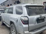 Toyota 4Runner 2016 года за 4 560 650 тг. в Актобе – фото 2