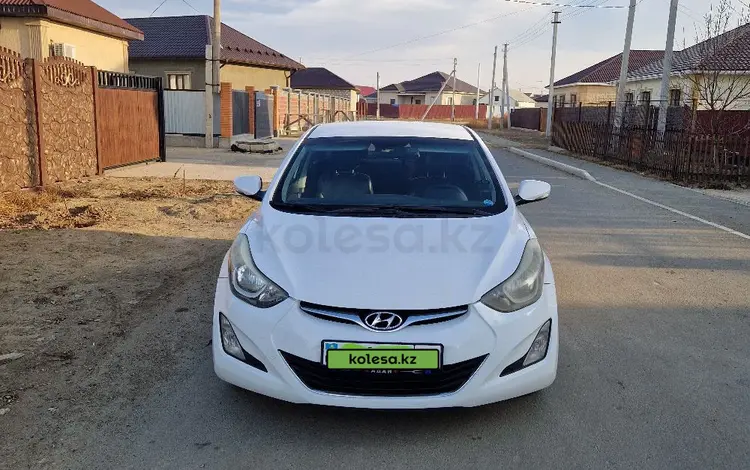 Hyundai Elantra 2015 года за 6 000 000 тг. в Атырау