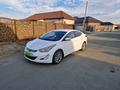 Hyundai Elantra 2015 года за 6 000 000 тг. в Атырау – фото 2