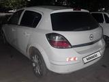 Opel Astra 2011 года за 1 500 000 тг. в Караганда