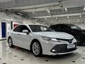 Toyota Camry 2019 года за 12 700 000 тг. в Астана – фото 2