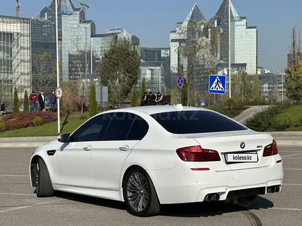 BMW M5 2014 года за 25 000 000 тг. в Алматы – фото 6