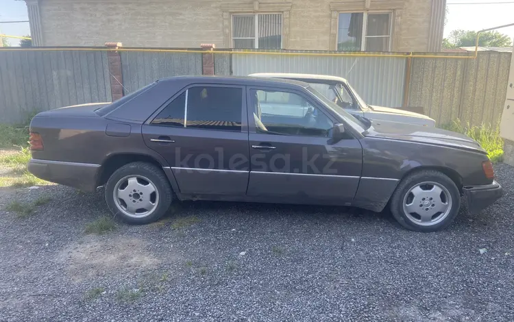 Mercedes-Benz E 230 1992 года за 1 300 000 тг. в Алматы