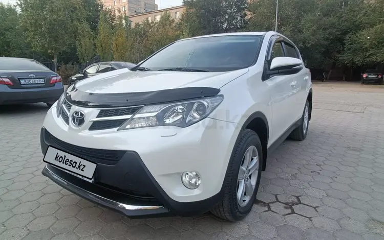 Toyota RAV4 2015 года за 11 600 000 тг. в Актобе