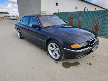 BMW 728 1999 года за 4 500 000 тг. в Актау