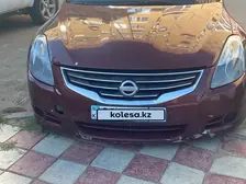 Nissan Altima, 2011