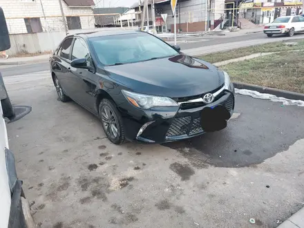 Toyota Camry 2016 года за 6 800 000 тг. в Алматы – фото 2