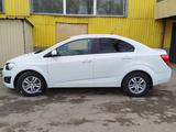Chevrolet Aveo 2015 года за 4 000 000 тг. в Петропавловск – фото 2