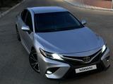 Toyota Camry 2018 года за 11 700 000 тг. в Актау