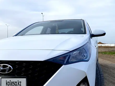 Hyundai Accent 2020 года за 7 800 000 тг. в Уральск – фото 10