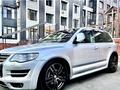 Volkswagen Touareg 2008 года за 7 200 000 тг. в Алматы – фото 3