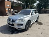 Volkswagen Touareg 2008 годаүшін7 850 000 тг. в Алматы – фото 2