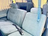 Toyota Estima Lucida 1995 года за 2 200 000 тг. в Астана – фото 2