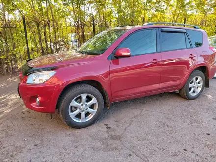 Toyota RAV4 2011 года за 8 000 000 тг. в Астана – фото 2