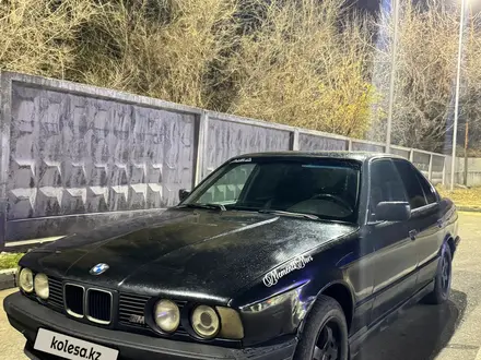 BMW 525 1991 года за 1 200 000 тг. в Усть-Каменогорск – фото 4