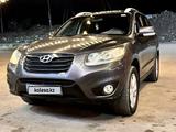 Hyundai Santa Fe 2010 годаүшін7 200 000 тг. в Жезказган