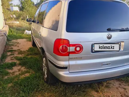 Volkswagen Sharan 2006 года за 3 700 000 тг. в Актобе – фото 9