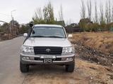 Toyota Land Cruiser 2003 годаүшін11 800 000 тг. в Мерке