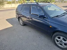 Toyota Carina E, 1995