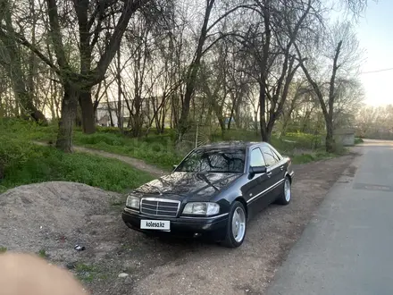 Mercedes-Benz C 280 1995 года за 3 000 000 тг. в Алматы – фото 7