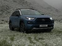 Toyota RAV4 2022 года за 21 950 000 тг. в Алматы