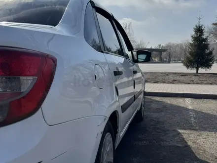 ВАЗ (Lada) Granta 2190 2016 года за 2 600 000 тг. в Караганда – фото 3
