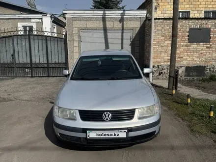 Volkswagen Passat 1998 года за 2 300 000 тг. в Караганда – фото 3