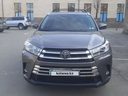 Toyota Highlander 2018 года за 18 700 000 тг. в Алматы