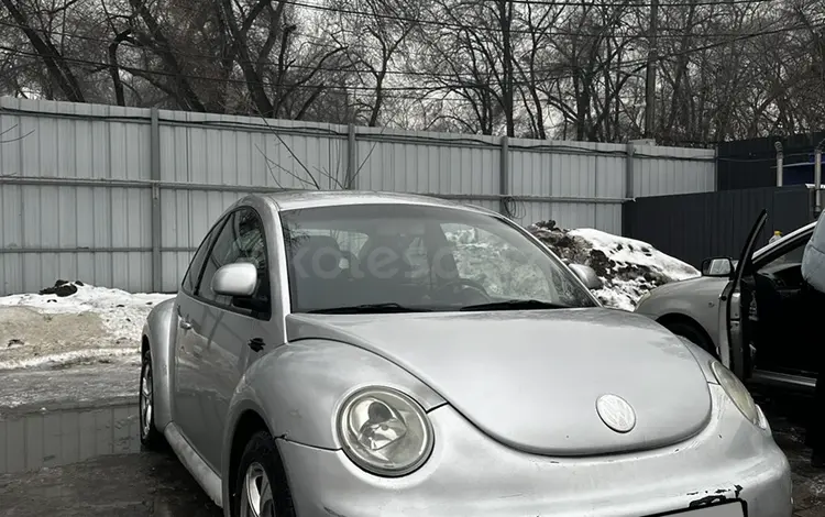 Volkswagen Beetle 2000 годаүшін2 300 000 тг. в Алматы